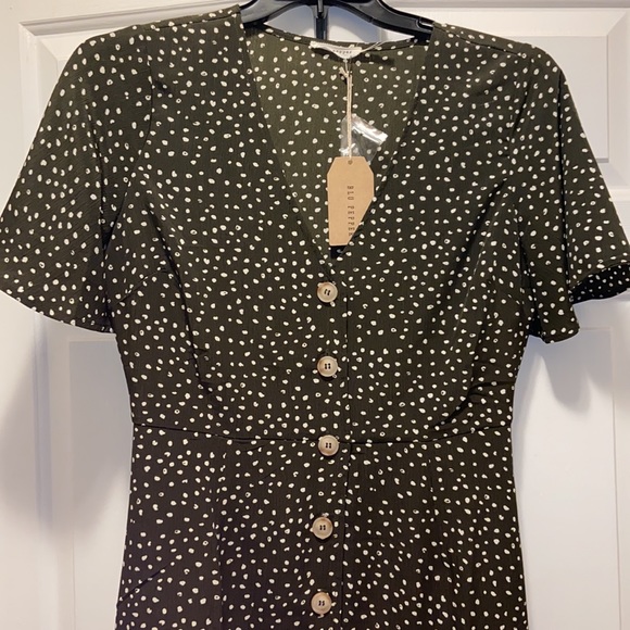 Green midi dress size Large - Picture 2 of 4